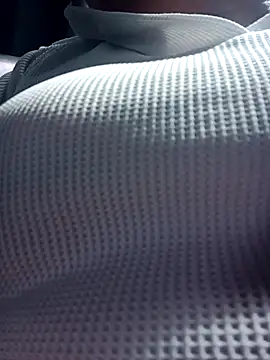 Snapshot of HORNY_MATURE25 chatting on October 2025 01:34:02 PM HORNY MATURE25 online show from October 2025 01:34:02 PM