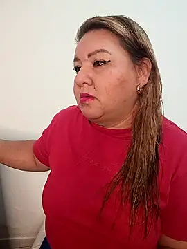 Snapshot of HORNY_MATURE25 chatting on February 2026 01:22:01 AM HORNY MATURE25 online show from February 2026 01:22:01 AM