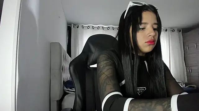 Snapshot of aliice_walker_ chatting on October 2025 01:08:02 PM aliice walker online show from October 2025 01:08:02 PM