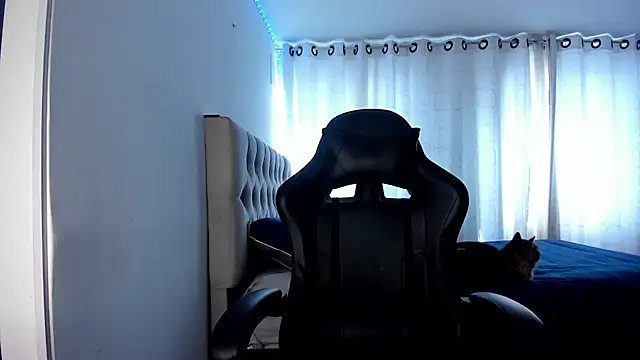 Snapshot of aliice_walker_ chatting on October 2025 12:49:01 PM aliice walker online show from October 2025 12:49:01 PM