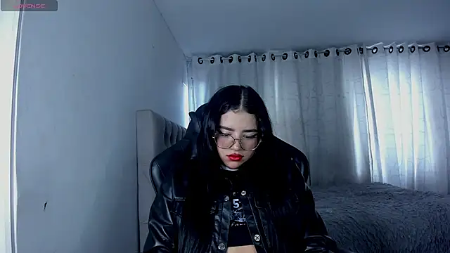 Snapshot of aliice_walker_ chatting on June 2026 09:41:01 PM aliice walker online show from June 2026 09:41:01 PM