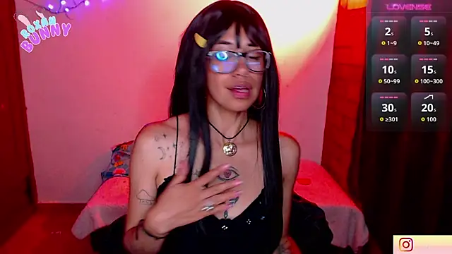 Roxanbunny1 online show from September 2025 11:54:02 PM