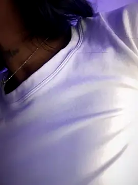 Charly  online show from October 2025 04:46:02 AM