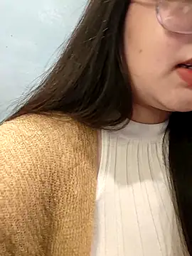 ANNELIESE  online show from February 2025 01:50:02 PM