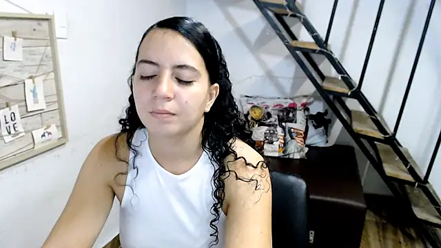 samantha baby  online show from March 2025 09:24:01 PM