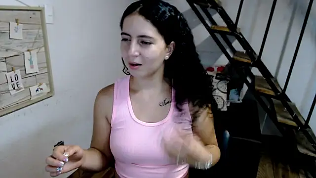 samantha baby  online show from March 2025 07:17:01 PM