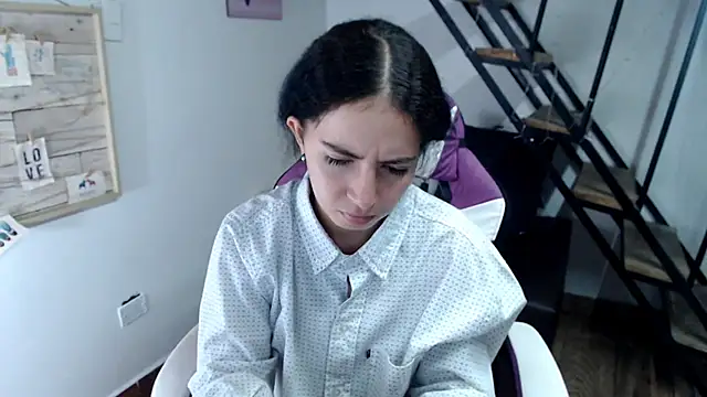 samantha baby  online show from October 2025 05:25:02 PM