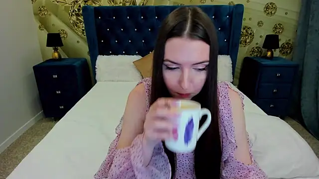 Katrina Minchels online show from December 2024 10:38:02 AM