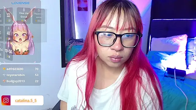 Snapshot of Kata_Bigboobs chatting on February 2025 03:07:01 PM Kata Bigboobs online show from February 2025 03:07:01 PM