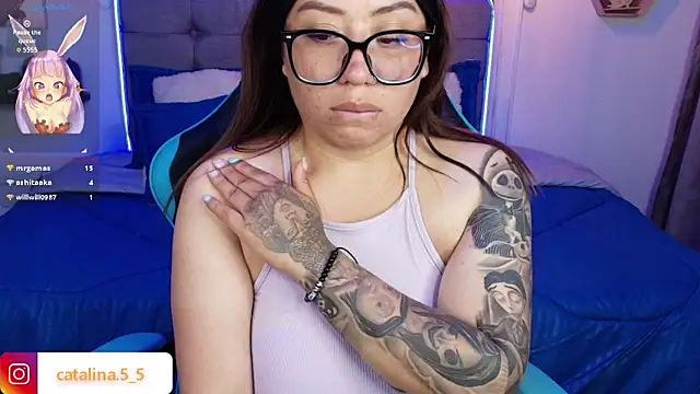 Snapshot of Kata_Bigboobs chatting on February 2026 02:53:01 AM Kata Bigboobs online show from February 2026 02:53:01 AM