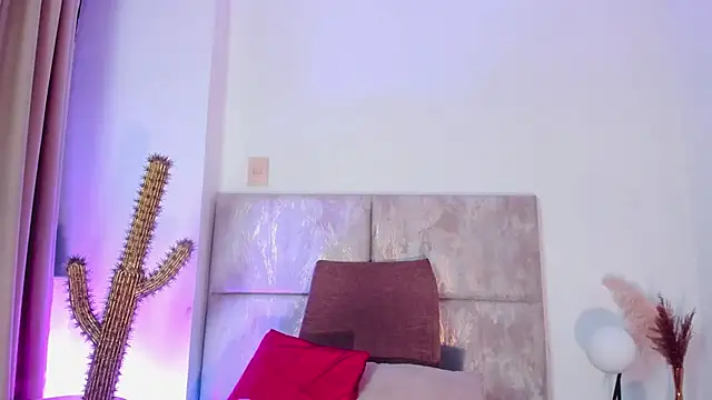 NoraDasilva online show from December 2024 12:42:02 AM