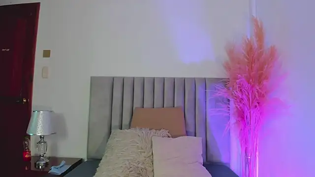 NoraDasilva online show from December 2024 12:26:01 AM