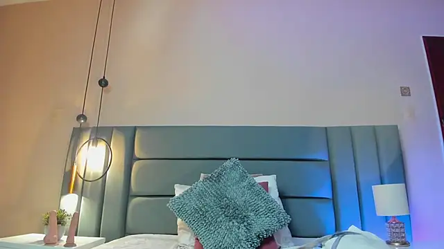 NoraDasilva online show from October 2025 12:22:02 AM