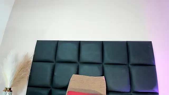 NoraDasilva online show from November 2025 12:42:01 AM