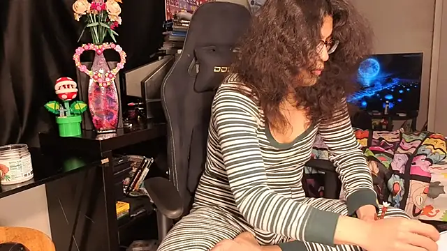 ShinyCherub online show from February 2025 09:54:02 AM