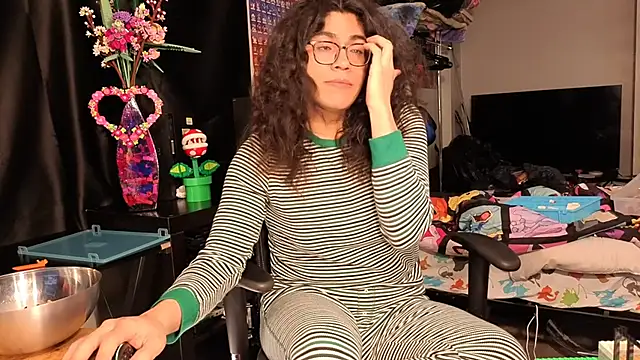 ShinyCherub online show from March 2025 10:36:02 PM