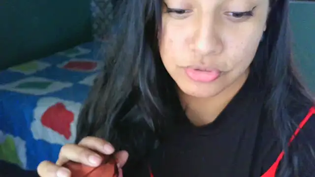 almaswan1 online show from October 2025 03:02:01 PM