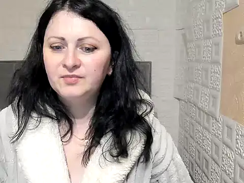 Lillian2 online show from March 2025 12:31:01 AM