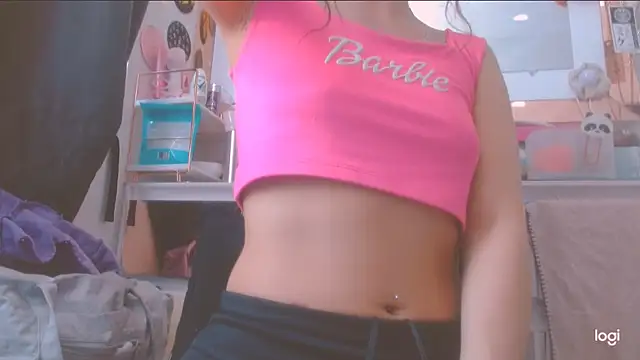 MYFAVOURITESTRAGER online show from April 2026 01:45:01 PM