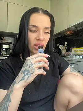 Snapshot of Queen_of_pain chatting on July 2026 09:03:01 AM Queen of pain online show from July 2026 09:03:01 AM