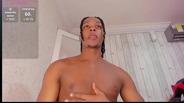 DominicSccott online show from October 2025 12:34:02 PM