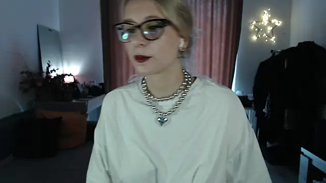 welliza online show from September 2025 04:56:01 AM