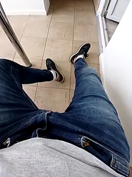 Adriandan1982 online show from September 2025 09:25:02 AM