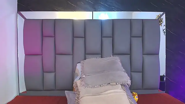  MiaBrown  online show from January 2026 12:11:01 PM