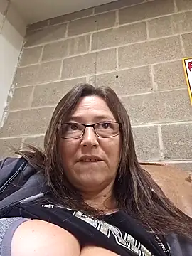 angelbaby1998 online show from November 2025 05:47:02 PM