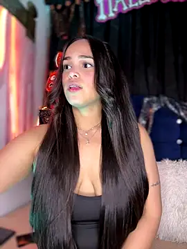 Merloth online show from October 2025 10:30:01 PM