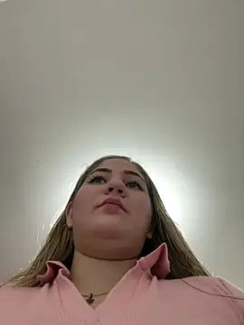 Snapshot of Celestedubois chatting on February 2025 03:53:02 AM Celestedubois online show from February 2025 03:53:02 AM