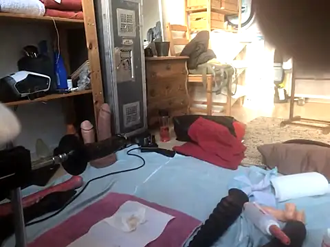 natjuk online show from September 2025 03:17:02 PM