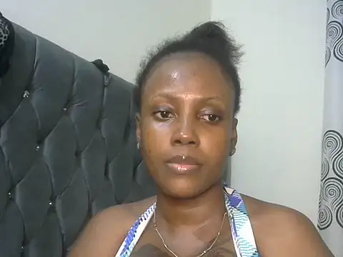 Snapshot of _Princess_mary chatting on February 2025 12:25:02 AM Princess mary online show from February 2025 12:25:02 AM