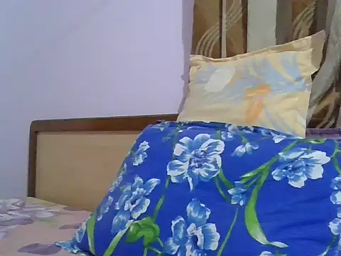 mrose8080 online show from December 2025 08:04:01 PM