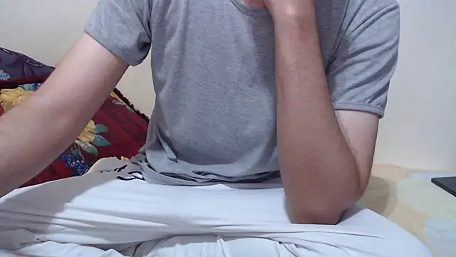 Alexdelarge323 online show from July 2026 04:09:02 PM