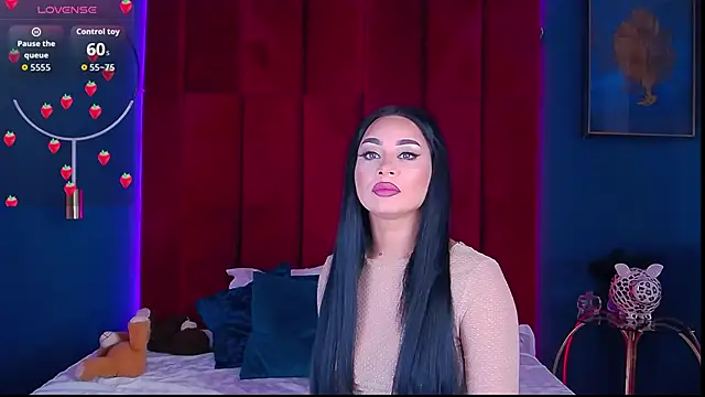 MadyLuxxx online show from March 2026 07:39:01 PM