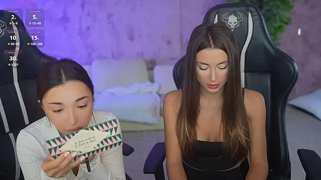 Jasmine Flow online show from October 2025 06:57:01 AM