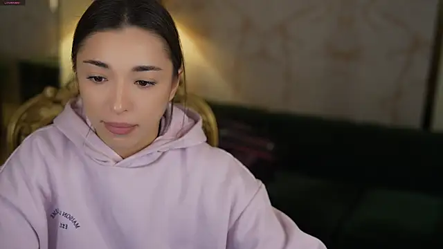 Jasmine Flow online show from November 2025 08:28:01 AM