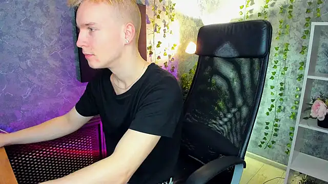 AlexxSweet online show from January 2025 06:09:01 AM