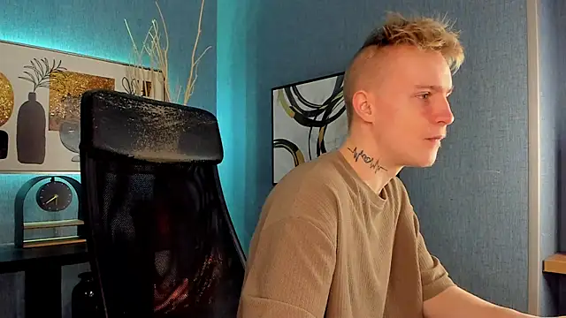 AlexxSweet online show from March 2025 06:43:01 AM