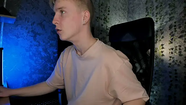 AlexxSweet online show from September 2025 06:29:02 AM