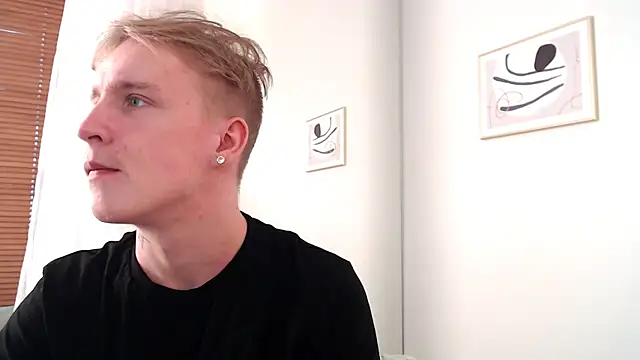 AlexxSweet online show from May 2026 07:02:02 AM