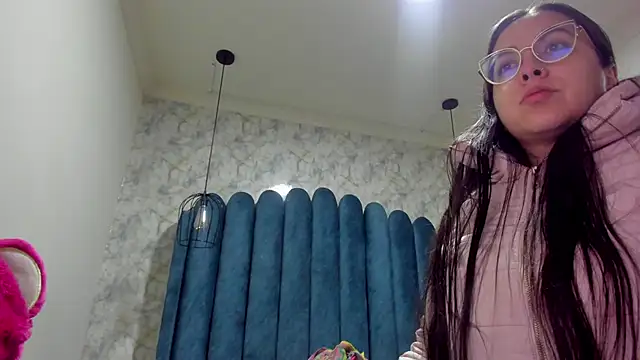 nalalye cruzz  online show from October 2025 03:05:01 AM