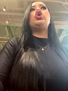 Luisa Fernandaa online show from October 2025 09:24:01 PM