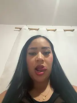 Luisa Fernandaa online show from February 2026 11:31:02 PM