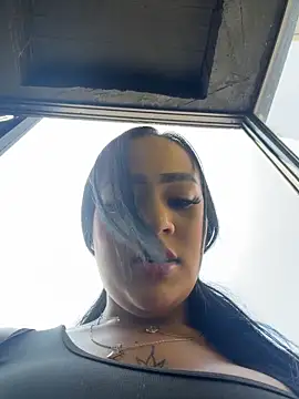 Luisa Fernandaa online show from March 2026 07:41:02 PM