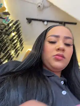 Luisa Fernandaa online show from July 2026 04:14:02 PM