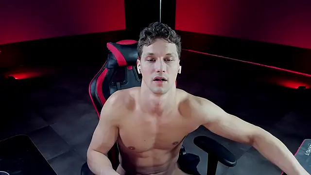 dirty-boss online show from February 2025 10:00:01 PM