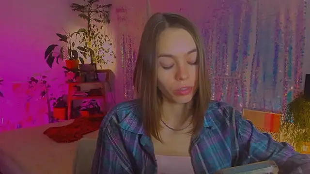 poli   online show from December 2024 10:51:01 PM