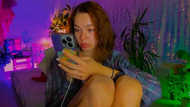 poli   online show from September 2025 06:09:02 PM